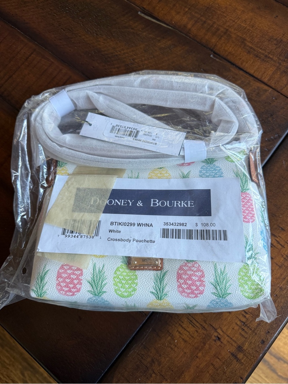 Dooney & Bourke Pineapple Print "Tiki" crossbody bag-New in packaging! - Picture 6 of 7